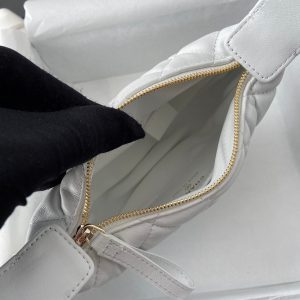 CC Pouch Bag 16cm White Lambskin GHW 229975