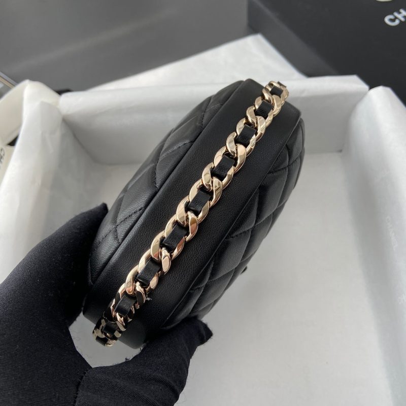 CC Pouch Bag 16cm Black Lambskin GHW 229973