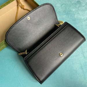 BLONDIE SHOULDER BAG 21 IN BLACK CALFSKIN GOLD HARDWARE