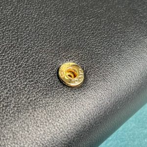 BLONDIE SHOULDER BAG 21 IN BLACK CALFSKIN GOLD HARDWARE