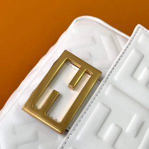 20230314_i1678773384_1352_7_jpg_b279895e-9010-4012-bc0f-e929fdea5f43 Mini Baguette Bag 20 With FF Motif White Leather Ghw