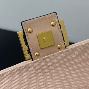 FendiI 26 BAGUETTE LIGHT PINK NAPPA LEATHER BAG WITH GOLD HARDWARE