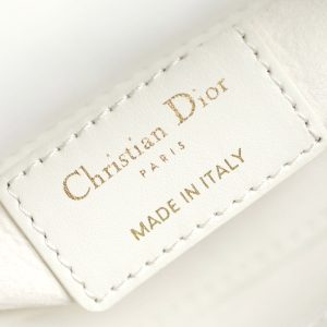 20230323_i1679540593_6246_8_jpg LADY D-JOY MICRO 16 IN WHITE LAMBSKIN