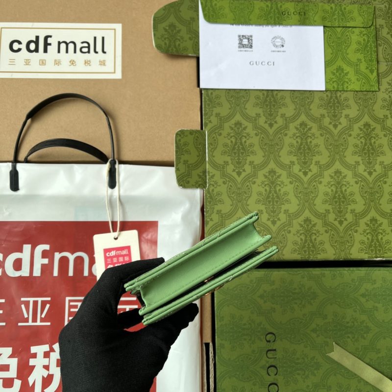 20230323_i1679560255_1610_4_jpg MARMONT QUILTED WALLET 11 IN LIGHT GREEN LAMBSKIN