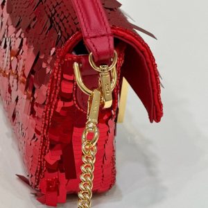 BAGUETTE MINI 19 IN RED SEQUINS GOLD HARDWARE