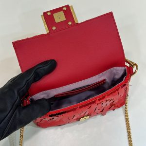 BAGUETTE WITH FF MOTIF 27 IN CERISH PINK SOFT LAMBSKIN GOLD HARDWARE