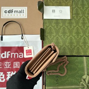 20230406_i1680765423_9094_3_jpg MARMONT QUILTED HANDBAG 20 IN BEIGE CALFSKIN