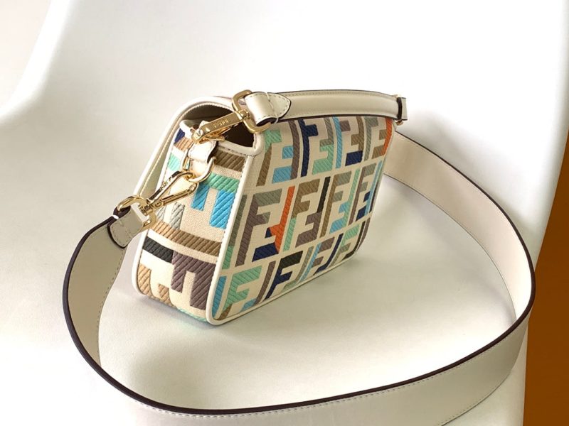 Fendi Baguette White and Multicolour Canvas Bag 27 with FF Embroidery Ghw