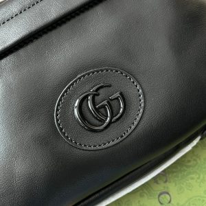 20230412_i1681312729_2307_5_jpg SHOULDER BAG 23 IN BLACK CALFSKIN