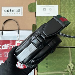 20230412_i1681312729_5130_3_jpg SHOULDER BAG 23 IN BLACK CALFSKIN