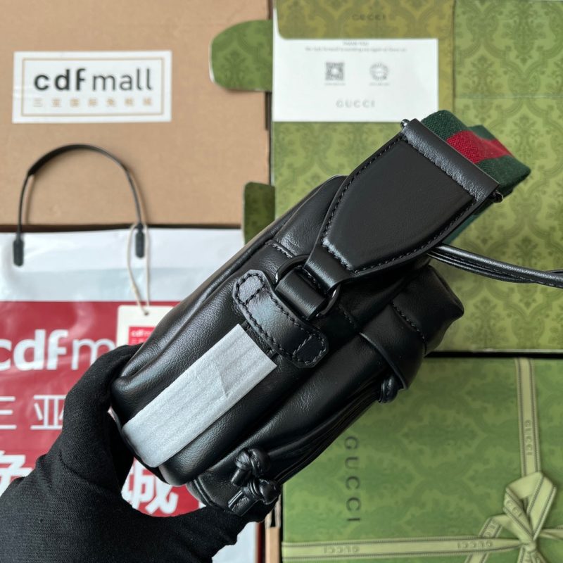 20230412_i1681312729_5130_3_jpg SHOULDER BAG 23 IN BLACK CALFSKIN