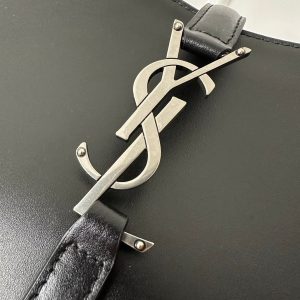 Le 5 a 7 24 Black Lambskin Shw