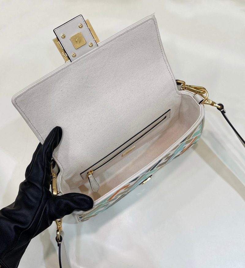 20230413_i1681380354_1100_8_jpg BAGUETTE CANVAS 27 BAG WHITE STRAP WITH MULTICOLOUR EMBROIDERY GOLD HARDWARE