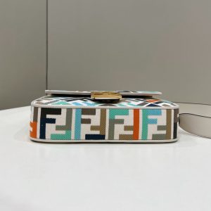 20230413_i1681380354_6084_3_jpg BAGUETTE CANVAS 27 BAG WHITE STRAP WITH MULTICOLOUR EMBROIDERY GOLD HARDWARE