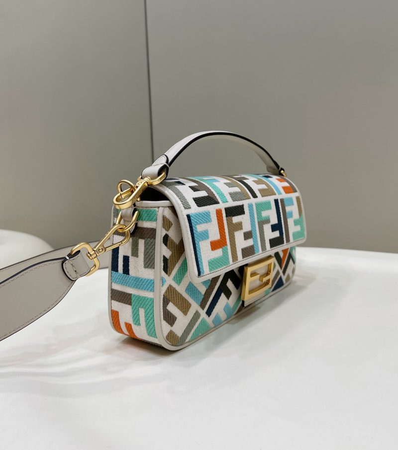 20230413_i1681380354_8228_2_jpg BAGUETTE CANVAS 27 BAG WHITE STRAP WITH MULTICOLOUR EMBROIDERY GOLD HARDWARE