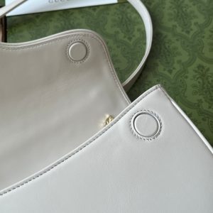 EQUESTRIAN STYLE SHOULDER BAG 21 IN WHITE CALFSKIN GOLD HARDWARE