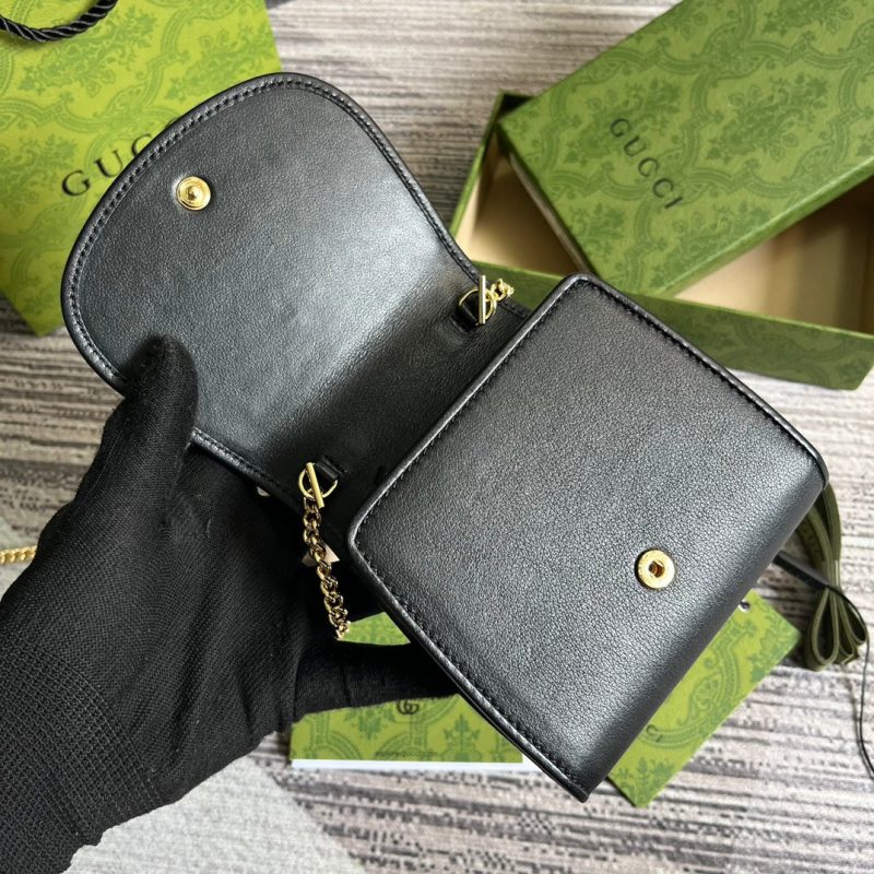 20230420_i1681996144_3615_5_jpg BLONDIE INTERLOCK MINI SHOULDER BAG 12 IN BLACK CALFSKIN GOLD CHAIN