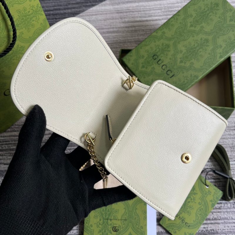 20230420_i1681996212_9269_5_jpg BLONDIE INTERLOCK MINI SHOULDER BAG 12 IN WHITE CALFSKIN GOLD CHAIN