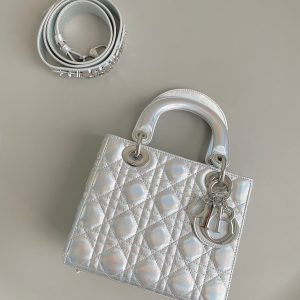 MEDIUM LADY 20 HANDBAG IN SILVER LAMBSKIN