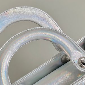 MEDIUM LADY 20 HANDBAG IN SILVER LAMBSKIN