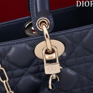 20230501_a1682881914793_1203_jpg medium lady d-joy 26 dark blue lambkin