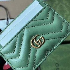 20230505_i1683276280_4246_5_jpg MARMONT QUILTED CARD CASE 10 IN LIGHT GREEN LAMBSKIN