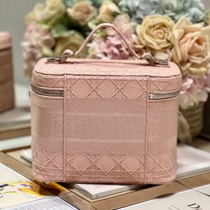 20230508_i1683548792_8340_3_jpg SMALL 25 TRAVEL VANITY CASE WITH SHOULDER STRAP PEACH PINK