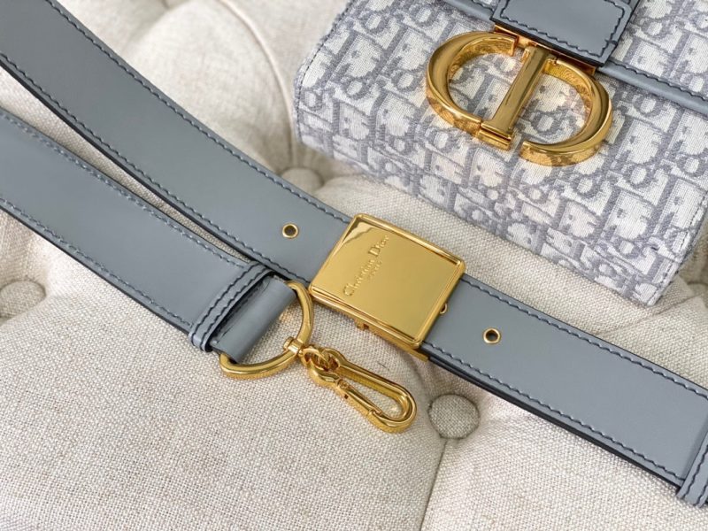 20230511_i1683772942_5362_7_jpg MONTAIGNE 19 HANDBAG IN GREY CALFSKIN