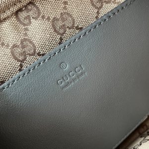 20230514_i1684054028_7783_7_jpg SHOULDER BAG 23 IN GRAY CALFSKIN