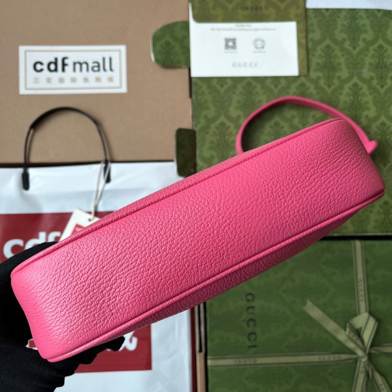 SHOULDER BAG 25 IN BRIGHT PINK CALFSKIN GOLD HARDWARE