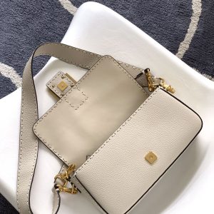 Fendi Baguette 27 Bag Beige Calfskin Ghw