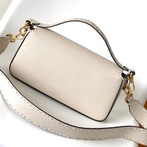 Fendi Baguette 27 Bag Beige Calfskin Ghw