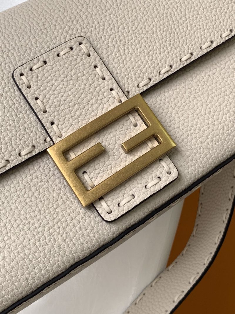 Fendi Baguette 27 Bag Beige Calfskin Ghw