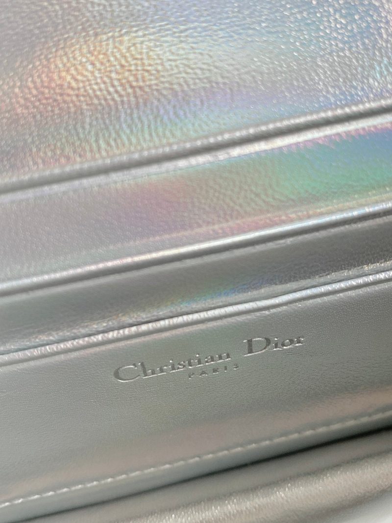 20230522_i1684737447_4663_7_jpg LADY 21 CHAIN BAG IN SILVER LAMBSKIN