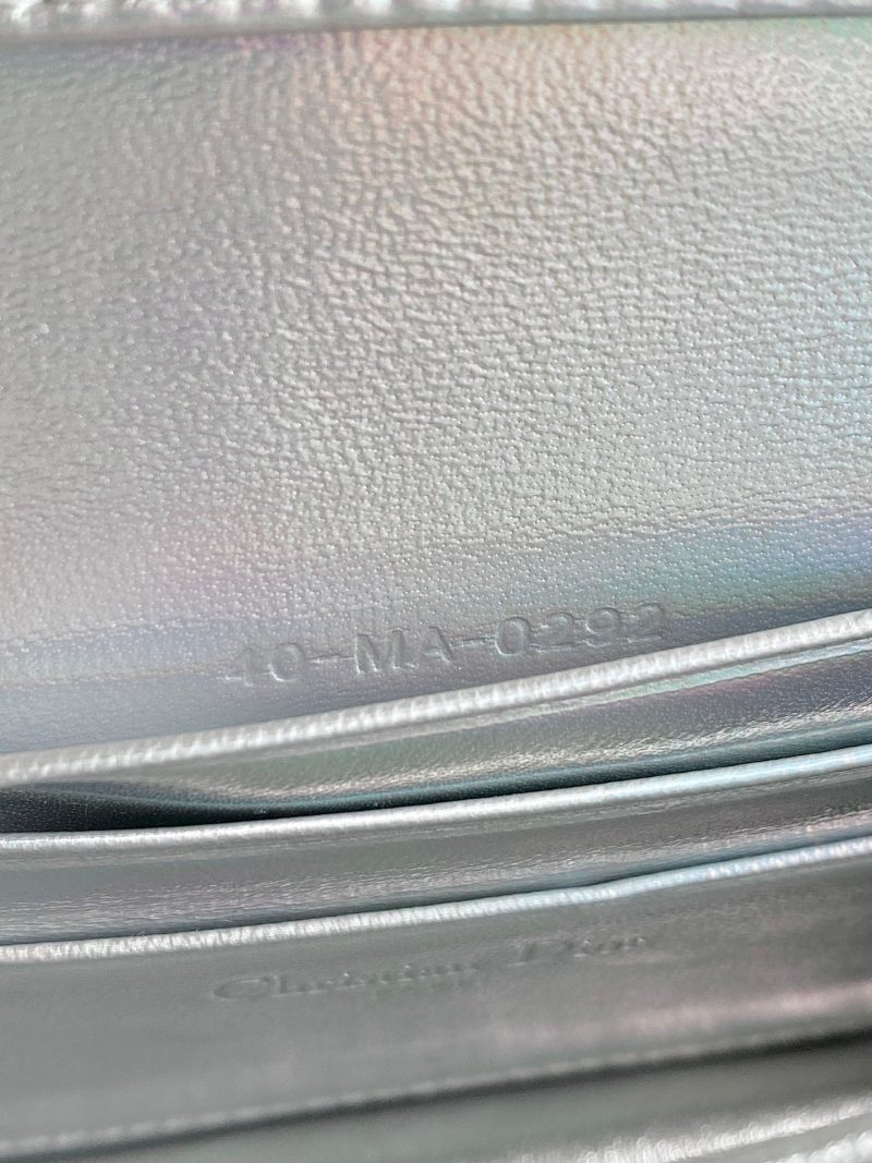 20230522_i1684737594_738_0_jpg LADY 21 CHAIN BAG IN SILVER LAMBSKIN