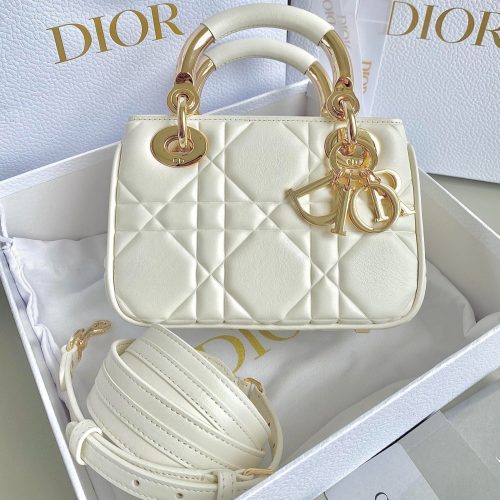 20230522_i1684747715_8191_0_jpg MINI LADY 19 IN WHITE LAMBSKIN