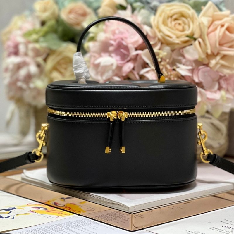 CARO SMALL 20 VANITY CASE IN BLACK SMOOTH LAMBSKIN