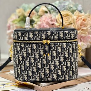 20230523_i1684848940_5209_0_jpg CARO SMALL 24 VANITY CASE IN BLUE MONOGRAM OBLIQUE JACQUARD FABRIC