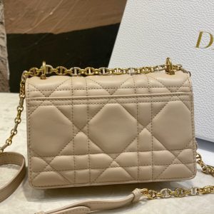 20230525_i1684993096_3653_4_jpg miss caro mini 19 light beige calfskin