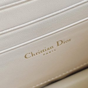 miss caro mini 19 cream calfskin