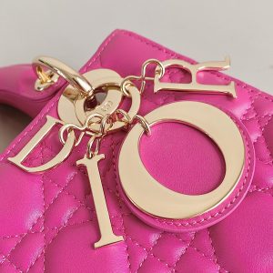 20230616_i1686909091_7041_4_jpg_e7f04c7d-725d-4382-acc1-1a5def582598 SMALL LADY 20 DARK HOT PINK LAMBSKIN