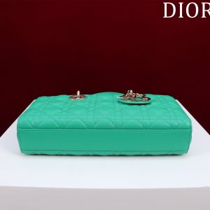 20230617_a1687011797831_6520_jpg medium lady d-joy 26 jade green lambskin