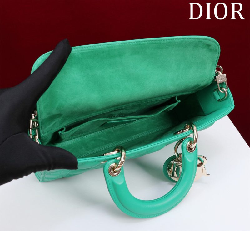 20230617_a1687011798029_7822_jpg medium lady d-joy 26 jade green lambskin