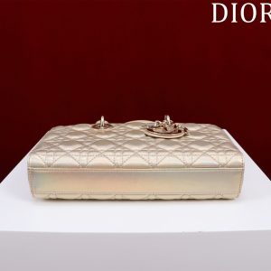 20230620_a1687199784732_0170_jpg medium lady d-joy 26 beige metalic lambskin