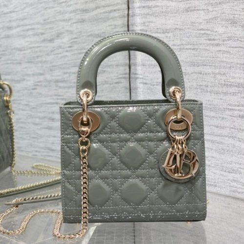 20230621_i1687303152_3463_0_jpg mini lady 17 rock gray patent calfskin