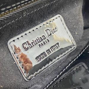 mini lady 17 black patent calfskin