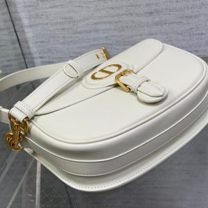 20230625_i1687704700_9185_6_jpg MEDIUM CD BOBBY 22CM WHITE CALFSKIN GOLD HARDWARE