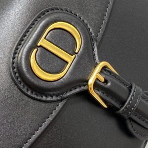 MEDIUM CD BOBBY 22CM BLACK CALFSKIN GOLD HARDWARE
