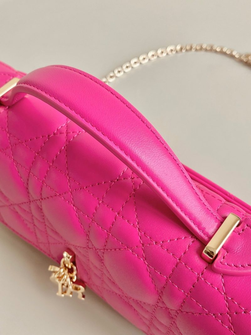 LADY 21 CHAIN BAG IN HOT PINK LAMBSKIN
