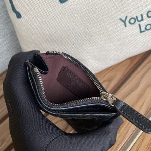 CC A84105 Coin Case Black Sliver Metal Lamskin 240725